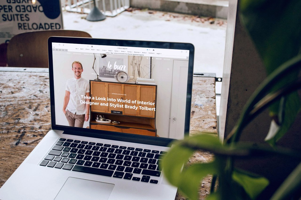 Dış ticaret ve ihracat odaklı kurumsal web sitesi — KRAGN örnek çalışma