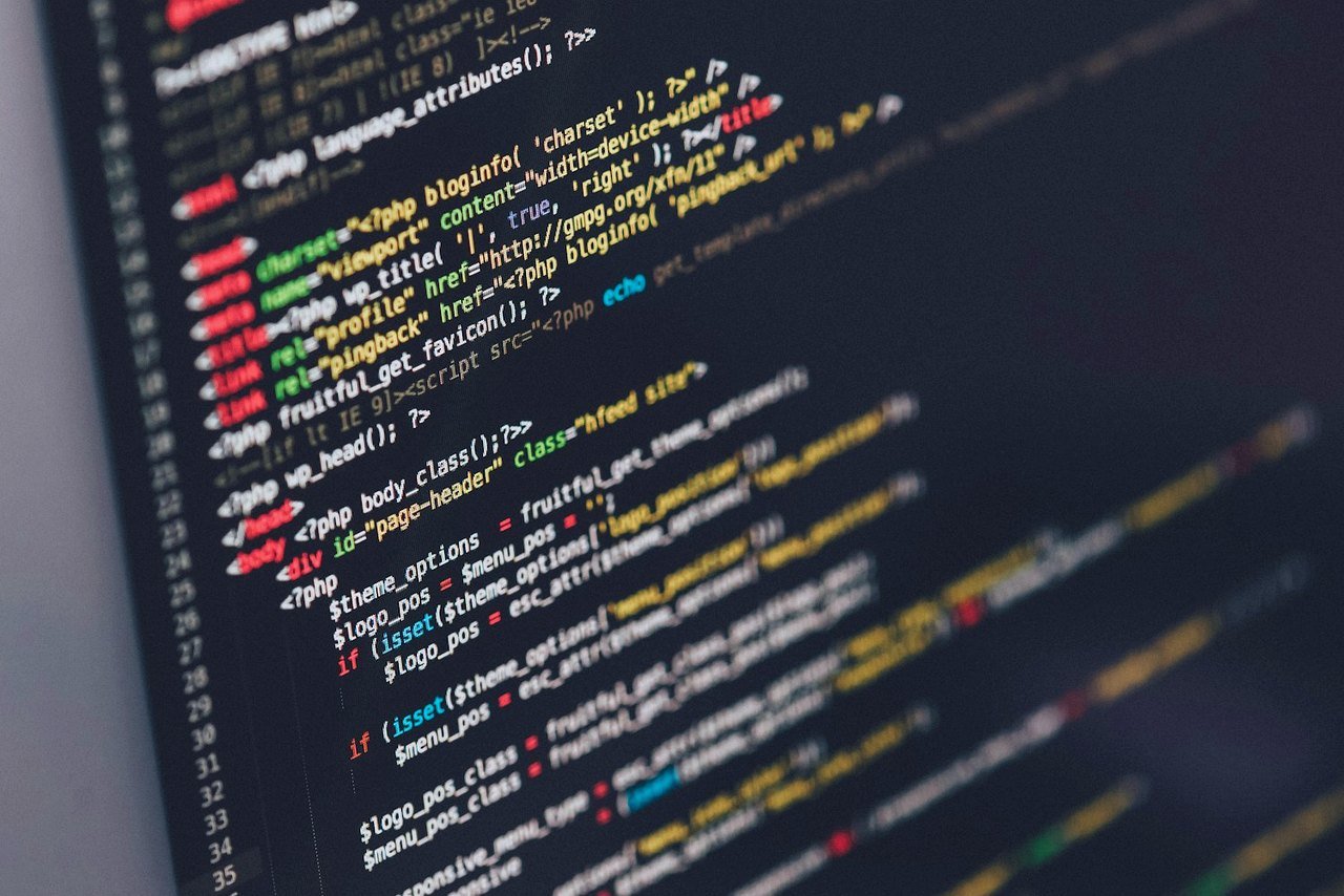 İş süreçlerine özel geliştirilen web ve mobil uygulama arayüzü — KRAGN özel yazılım çalışması